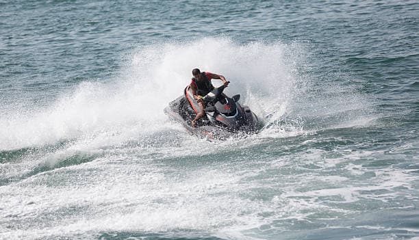 First time on a jet ski in Valencia: what to expect