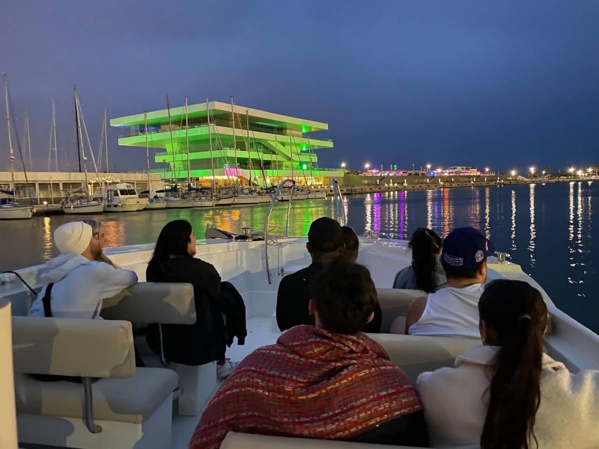 Paseo en barco en Valencia